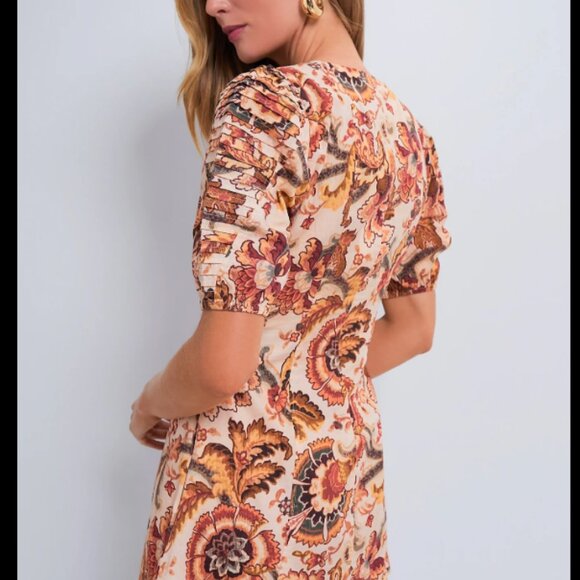NWT Tuckernuck Love the Label Fiona Floral Lainey Dress - Picture 3 of 4